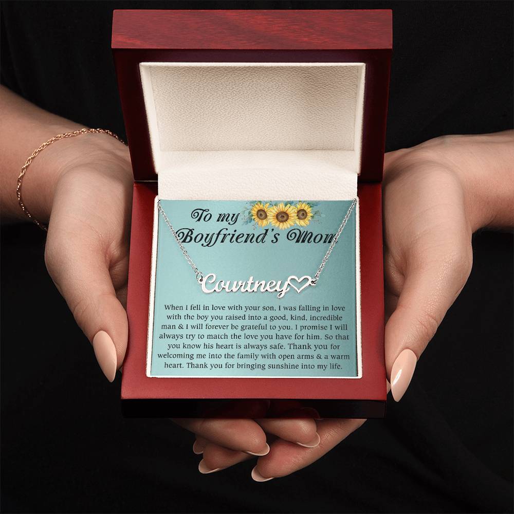 Gifts for Women, Heart Name Necklace for Mom Grandma Aunt Mother in Law Nana Boyfriend Mom